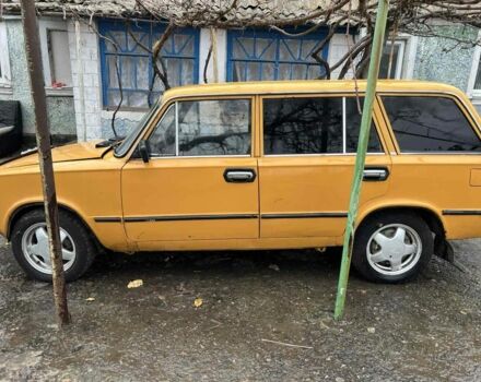 Желтый ВАЗ 2102, объемом двигателя 1.3 л и пробегом 111 тыс. км за 592 $, фото 1 на Automoto.ua
