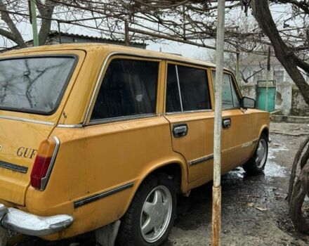 Желтый ВАЗ 2102, объемом двигателя 1.3 л и пробегом 111 тыс. км за 592 $, фото 2 на Automoto.ua
