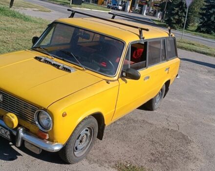Желтый ВАЗ 2102, объемом двигателя 0 л и пробегом 5 тыс. км за 23400 $, фото 1 на Automoto.ua