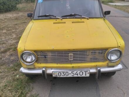 Желтый ВАЗ 2102, объемом двигателя 1 л и пробегом 68 тыс. км за 470 $, фото 1 на Automoto.ua