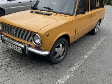 ВАЗ 2102 1977 в Полтаве на Automoto.ua Желтый ВАЗ 2102, объемом двигателя 1.2 л и пробегом 30 тыс. км за 1400 $, фото 1 на Automoto.ua
