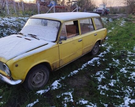Желтый ВАЗ 2102, объемом двигателя 1.6 л и пробегом 30 тыс. км за 357 $, фото 1 на Automoto.ua