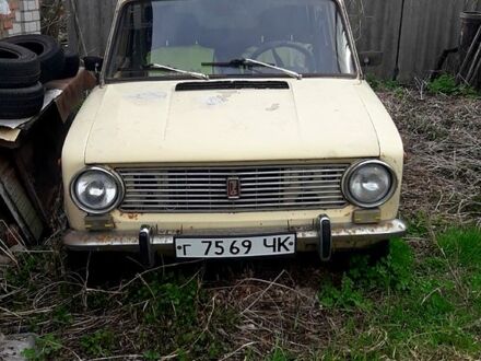 ВАЗ 2102 1979 в Черкассах на Automoto.ua Желтый ВАЗ 2102, объемом двигателя 13 л и пробегом 0 тыс. км за 600 $, фото 1 на Automoto.ua