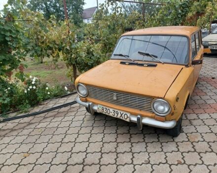 Желтый ВАЗ 2102, объемом двигателя 1 л и пробегом 2 тыс. км за 603 $, фото 1 на Automoto.ua