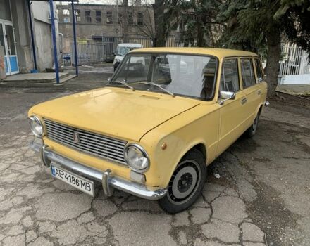 Желтый ВАЗ 2102, объемом двигателя 1.2 л и пробегом 120 тыс. км за 1300 $, фото 1 на Automoto.ua