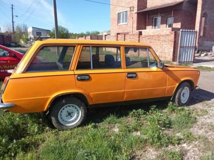 ВАЗ 2102 1984 в Краматорске на Automoto.ua Желтый ВАЗ 2102, объемом двигателя 0 л и пробегом 1000 тыс. км за 724 $, фото 1 на Automoto.ua
