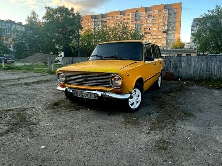 ВАЗ 2102 1987 в Сумах на Automoto.ua Желтый ВАЗ 2102, объемом двигателя 10 л и пробегом 300 тыс. км за 480 $, фото 1 на Automoto.ua