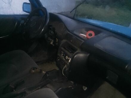 ВАЗ 2102 1982 в Стрые на Automoto.ua Синий ВАЗ 2102, объемом двигателя 0 л и пробегом 900 тыс. км за 350 $, фото 1 на Automoto.ua