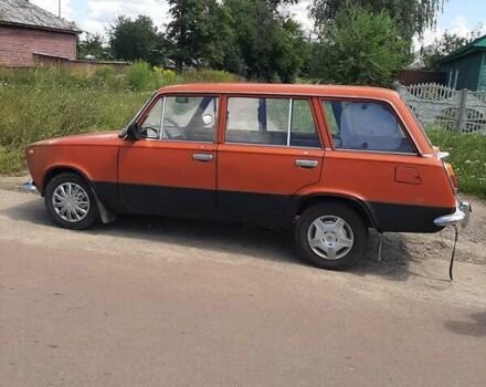 Оранжевый ВАЗ 2102, объемом двигателя 1.3 л и пробегом 68 тыс. км за 1000 $, фото 4 на Automoto.ua