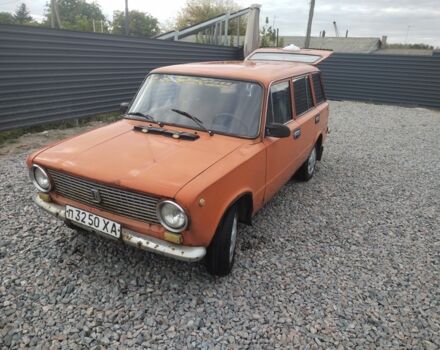 Оранжевый ВАЗ 2102, объемом двигателя 0 л и пробегом 1000 тыс. км за 500 $, фото 1 на Automoto.ua