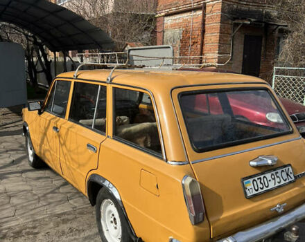 Оранжевый ВАЗ 2102, объемом двигателя 1.2 л и пробегом 105 тыс. км за 1150 $, фото 15 на Automoto.ua