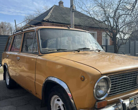 Оранжевый ВАЗ 2102, объемом двигателя 1.2 л и пробегом 105 тыс. км за 1150 $, фото 8 на Automoto.ua