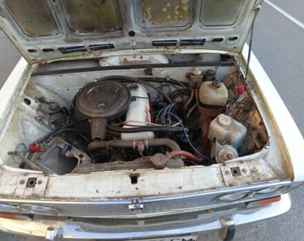 Белый ВАЗ 2103, объемом двигателя 1.5 л и пробегом 67 тыс. км за 672 $, фото 2 на Automoto.ua