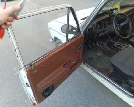Белый ВАЗ 2103, объемом двигателя 1.5 л и пробегом 67 тыс. км за 672 $, фото 5 на Automoto.ua