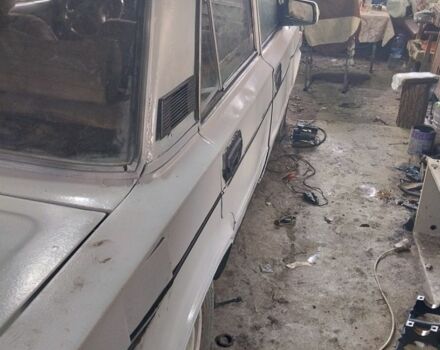 Белый ВАЗ 2103, объемом двигателя 0 л и пробегом 288 тыс. км за 238 $, фото 6 на Automoto.ua