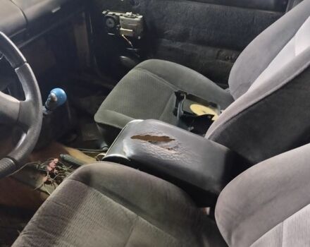 Белый ВАЗ 2103, объемом двигателя 0 л и пробегом 288 тыс. км за 238 $, фото 4 на Automoto.ua