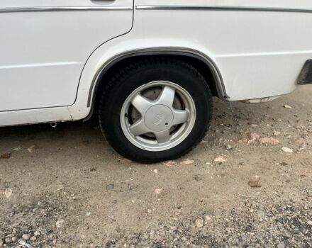 Белый ВАЗ 2103, объемом двигателя 1.5 л и пробегом 47 тыс. км за 1000 $, фото 4 на Automoto.ua