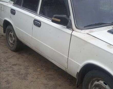 Белый ВАЗ 2103, объемом двигателя 1.5 л и пробегом 1000 тыс. км за 500 $, фото 3 на Automoto.ua