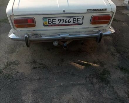 Белый ВАЗ 2103, объемом двигателя 1.5 л и пробегом 102 тыс. км за 1250 $, фото 1 на Automoto.ua
