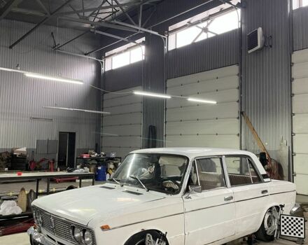 Белый ВАЗ 2103, объемом двигателя 1.5 л и пробегом 666 тыс. км за 800 $, фото 2 на Automoto.ua