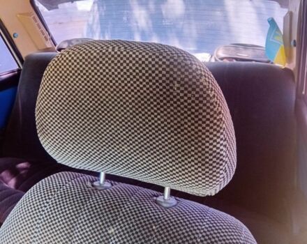 Белый ВАЗ 2103, объемом двигателя 1.5 л и пробегом 250 тыс. км за 700 $, фото 4 на Automoto.ua