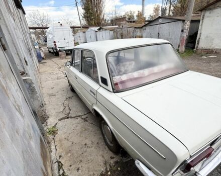 ВАЗ 2103 1978 в Черновцах на Automoto.ua Белый ВАЗ 2103, объемом двигателя 1.5 л и пробегом 300 тыс. км за 1100 $, фото 3 на Automoto.ua
