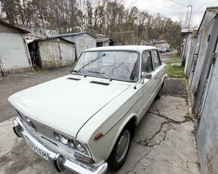 ВАЗ 2103 1978 в Черновцах на Automoto.ua Белый ВАЗ 2103, объемом двигателя 1.5 л и пробегом 300 тыс. км за 1100 $, фото 4 на Automoto.ua