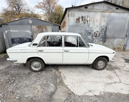 ВАЗ 2103 1978 в Черновцах на Automoto.ua Белый ВАЗ 2103, объемом двигателя 1.5 л и пробегом 300 тыс. км за 1100 $, фото 1 на Automoto.ua