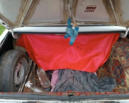 Білий ВАЗ 2103, об'ємом двигуна 1.5 л та пробігом 250 тис. км за 450 $, фото 6 на Automoto.ua