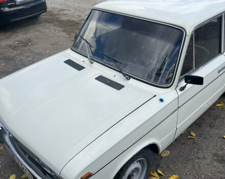 ВАЗ 2103 1979 в Каменское - Днепродзержинск на Automoto.ua Белый ВАЗ 2103, объемом двигателя 1.3 л и пробегом 88 тыс. км за 546 $, фото 7 на Automoto.ua