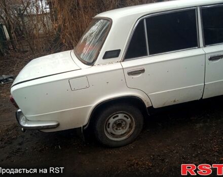 Белый ВАЗ 2103, объемом двигателя 1.3 л и пробегом 143 тыс. км за 500 $, фото 1 на Automoto.ua