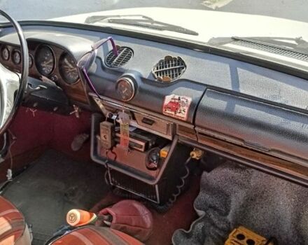 Белый ВАЗ 2103, объемом двигателя 1.5 л и пробегом 150 тыс. км за 595 $, фото 5 на Automoto.ua