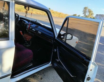 Белый ВАЗ 2103, объемом двигателя 0 л и пробегом 789 тыс. км за 1000 $, фото 5 на Automoto.ua