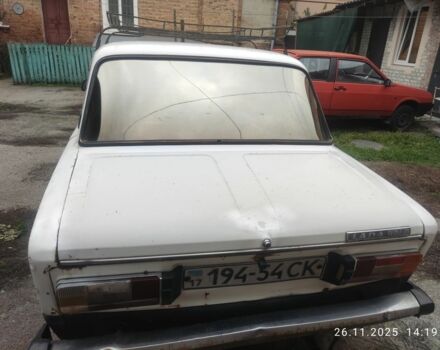 Белый ВАЗ 2103, объемом двигателя 1.5 л и пробегом 200 тыс. км за 600 $, фото 3 на Automoto.ua