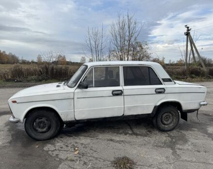 Белый ВАЗ 2103, объемом двигателя 1.3 л и пробегом 1000 тыс. км за 405 $, фото 2 на Automoto.ua