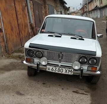 Белый ВАЗ 2103, объемом двигателя 1.45 л и пробегом 170 тыс. км за 1500 $, фото 1 на Automoto.ua