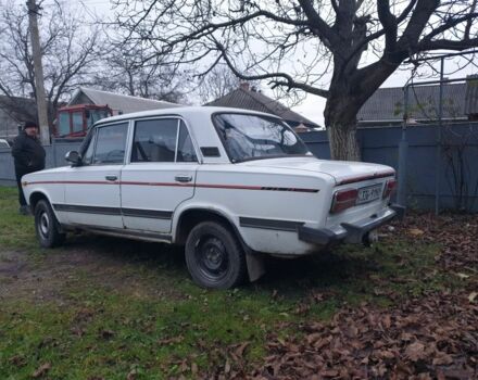 Белый ВАЗ 2103, объемом двигателя 0 л и пробегом 300 тыс. км за 350 $, фото 2 на Automoto.ua