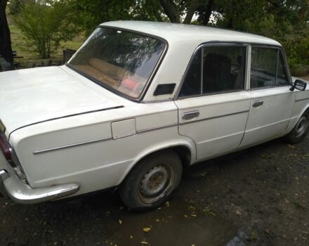 Белый ВАЗ 2103, объемом двигателя 1.5 л и пробегом 80 тыс. км за 583 $, фото 2 на Automoto.ua