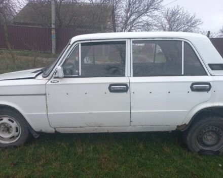 Белый ВАЗ 2103, объемом двигателя 1.5 л и пробегом 11 тыс. км за 238 $, фото 2 на Automoto.ua