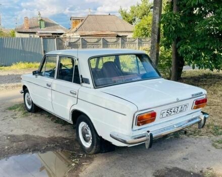 ВАЗ 2103 1982 у Дніпро (Дніпропетровську) на Automoto.ua Білий ВАЗ 2103, об'ємом двигуна 1 л та пробігом 300 тис. км за 1600 $, фото 3 на Automoto.ua