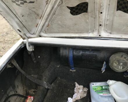 Белый ВАЗ 2103, объемом двигателя 1.6 л и пробегом 99 тыс. км за 132 $, фото 2 на Automoto.ua