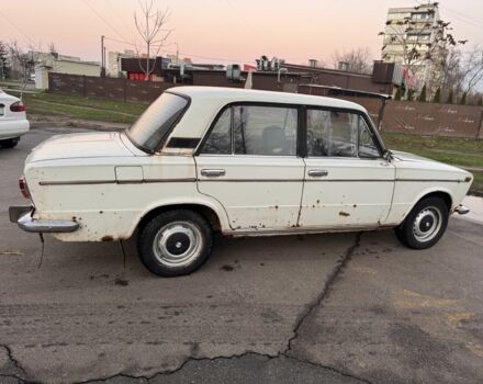 Белый ВАЗ 2103, объемом двигателя 1.5 л и пробегом 400 тыс. км за 600 $, фото 4 на Automoto.ua
