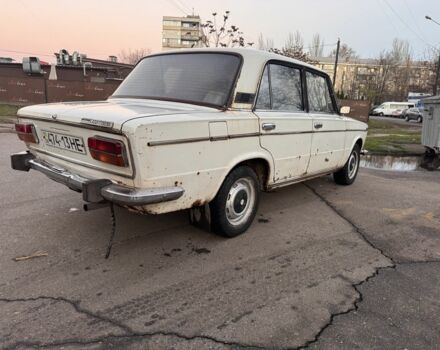 Белый ВАЗ 2103, объемом двигателя 1.5 л и пробегом 400 тыс. км за 600 $, фото 3 на Automoto.ua