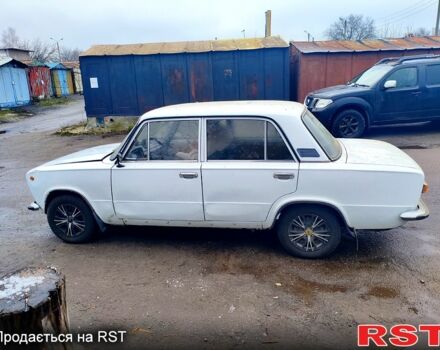 Білий ВАЗ 2103, об'ємом двигуна 1.2 л та пробігом 200 тис. км за 500 $, фото 4 на Automoto.ua
