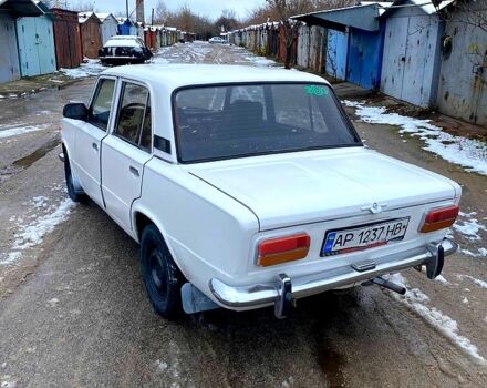 Белый ВАЗ 2103, объемом двигателя 1.5 л и пробегом 200 тыс. км за 490 $, фото 6 на Automoto.ua