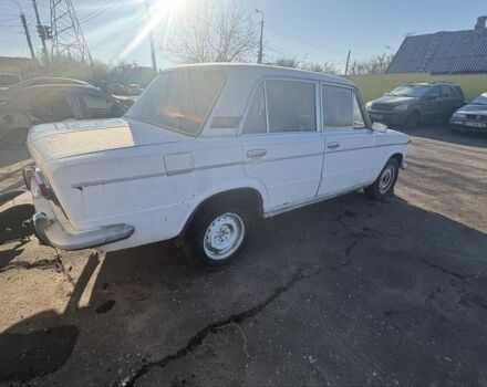 Белый ВАЗ 2103, объемом двигателя 1.5 л и пробегом 3 тыс. км за 307 $, фото 3 на Automoto.ua