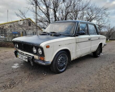 Белый ВАЗ 2103, объемом двигателя 1.5 л и пробегом 300 тыс. км за 400 $, фото 1 на Automoto.ua