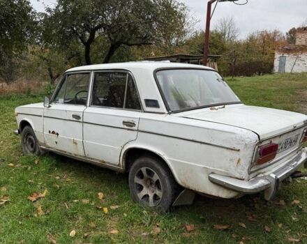 Белый ВАЗ 2103, объемом двигателя 1 л и пробегом 100 тыс. км за 263 $, фото 1 на Automoto.ua
