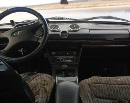 Белый ВАЗ 2103, объемом двигателя 1.3 л и пробегом 22 тыс. км за 544 $, фото 2 на Automoto.ua