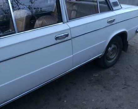 Белый ВАЗ 2103, объемом двигателя 1.5 л и пробегом 45 тыс. км за 1200 $, фото 3 на Automoto.ua